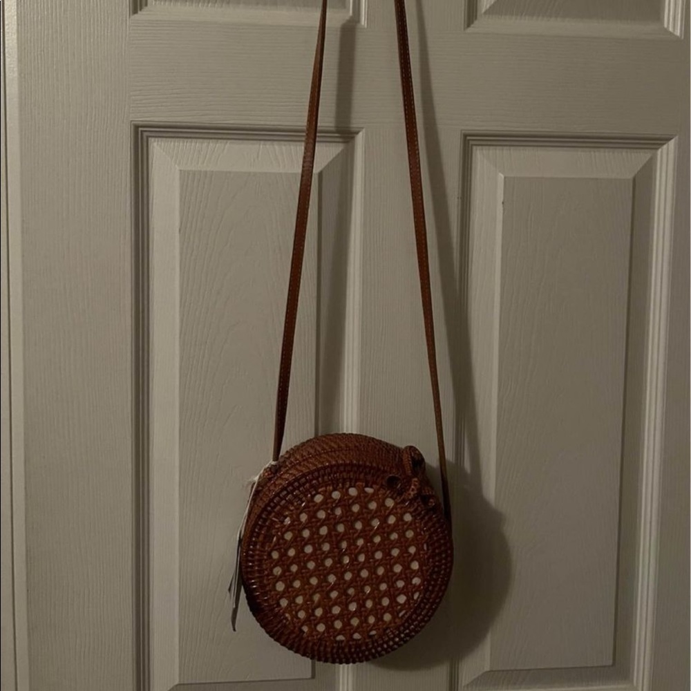 NWT HIPPIE PURSE W GENUINE LEATHER STRAP